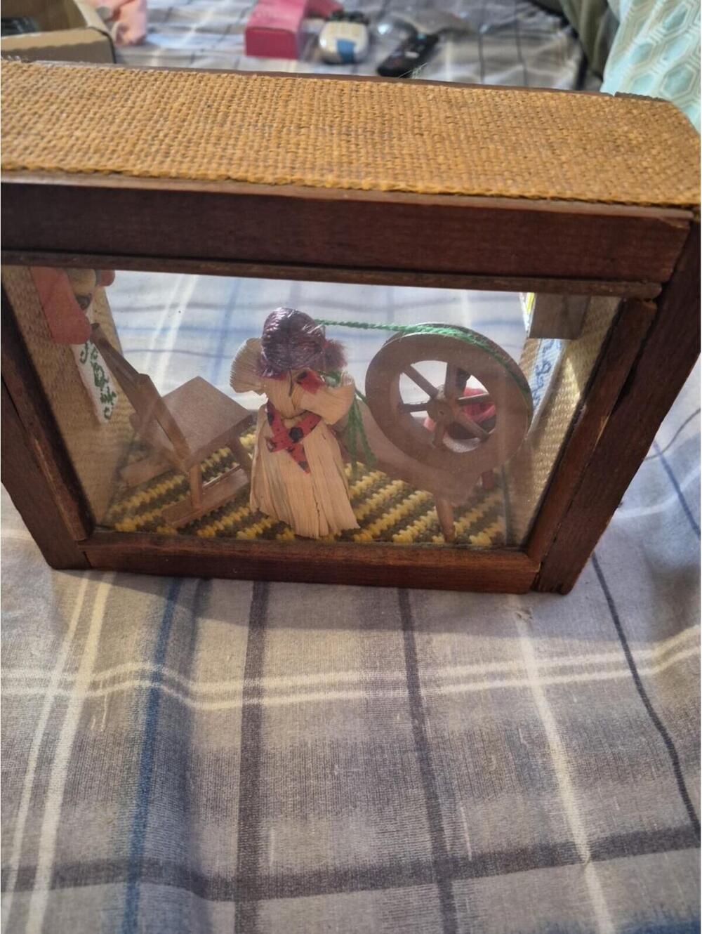 Dollhouse Miniature Diorama - Picture 7 of 8